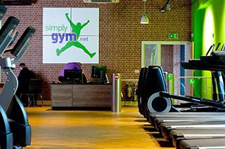 英国 Simply Gym 健身房——摩斯国际 CIS 产品的完美运用
