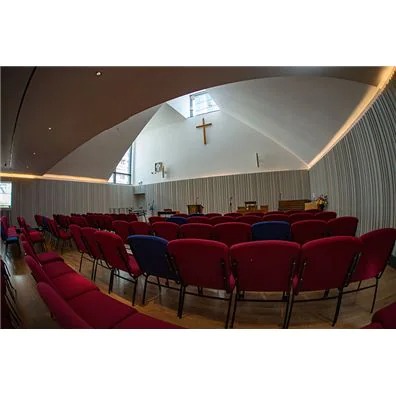 Crossway基督教中心用摩斯国际将人们聚集在一起