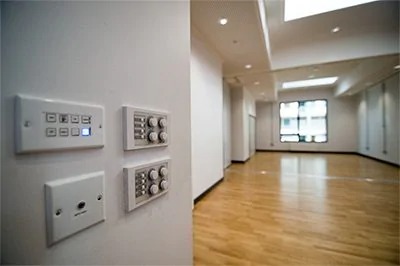 Crossway基督教中心用摩斯国际将人们聚集在一起