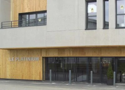 摩斯国际CIS音箱为Le Platinium保龄球馆助力