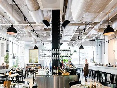 摩斯国际助力斯德哥尔摩的法国工业风餐厅Usine