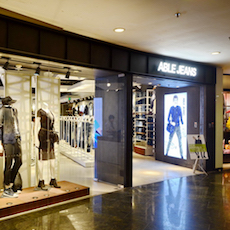 ABLE JEANS正大广场旗舰店——摩斯国际MA2030的时尚之旅